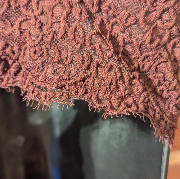 Like new aerie padded Bralette. Purple. Medium. - Picture 4 of 6